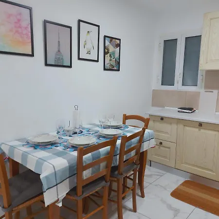 Nel Cuore Di Bagno Privato Homestay szállás Genova